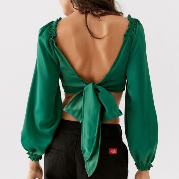 URBAN OUTFITTERS Caroleena Ruched Puff Sleeve Tie Back Blouse Crop Top Shirt - Picture 5 of 10